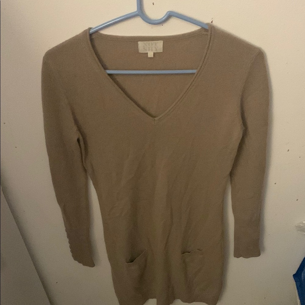 Absolutely Beautiful Not Shy 100% Cashmere Beige V Neck Dress w/ 2 pockets SZ M😍